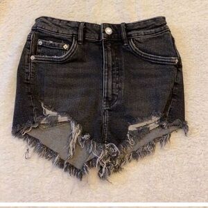 NWT Zara Shorts size 2 Black Distressed high rise Fringe Stretch Fray